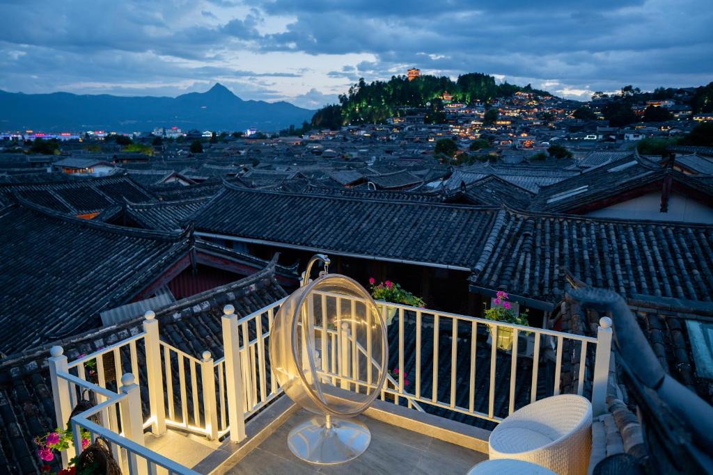 Dayan Old Town Hotel | 丽江古城中心-皓月繁花-观古城全景轻奢民宿