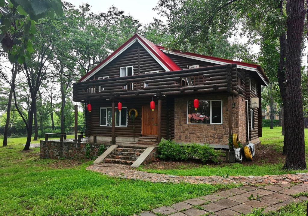 Beidaihe Villa | 北戴河海边森林木屋别墅