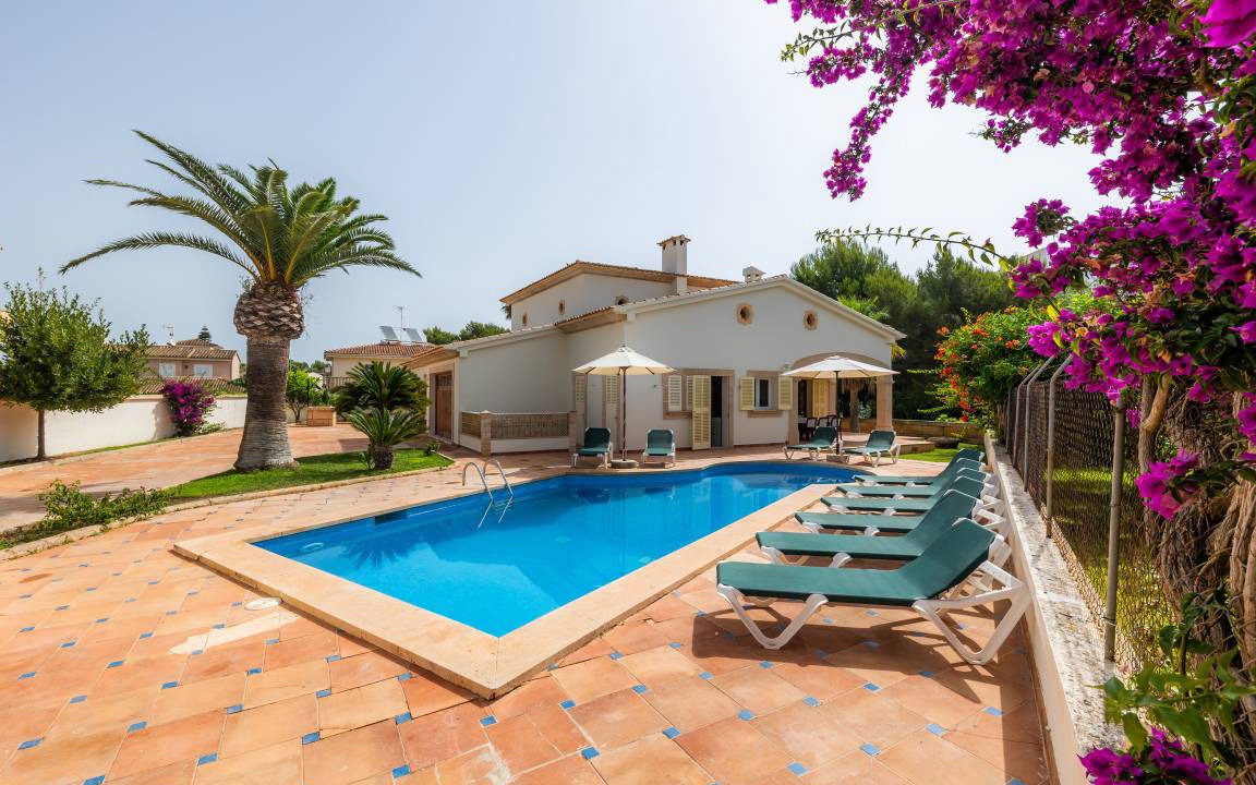Sa Coma Villa | 160 m² Villa ∙ 5 bedrooms ∙ 10 guests