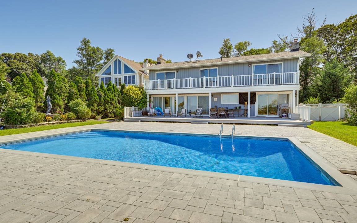 Rocky Point House | 241 m² House ∙ 5 bedrooms ∙ 10 guests