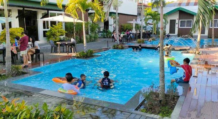 Bayombong Hotel | 27 m² Hotel ∙ 5 guests