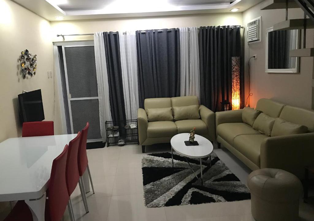 Canlubang House | 2BR House at Tagaytay Hampton Villas