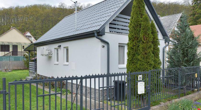 Bogacs House | 50 m² House ∙ 2 bedrooms ∙ 8 guests