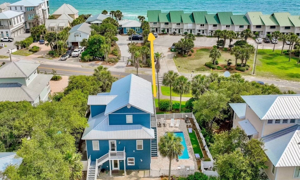 White's Gulfview House | 50 Steps to Quiet Gated Beach! Private Heated Pool-LOTS of Parking + 6 Bikes!