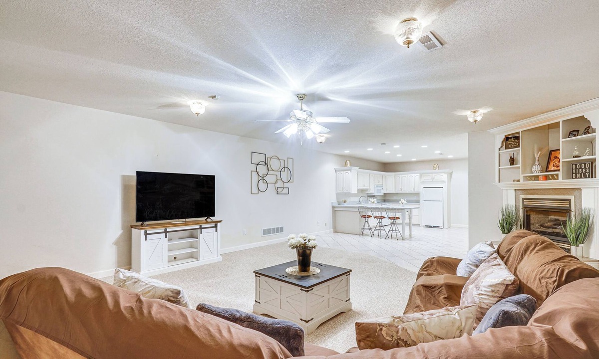 Lima Apartment | 6 Mi to Town: Peaceful Lima Home!