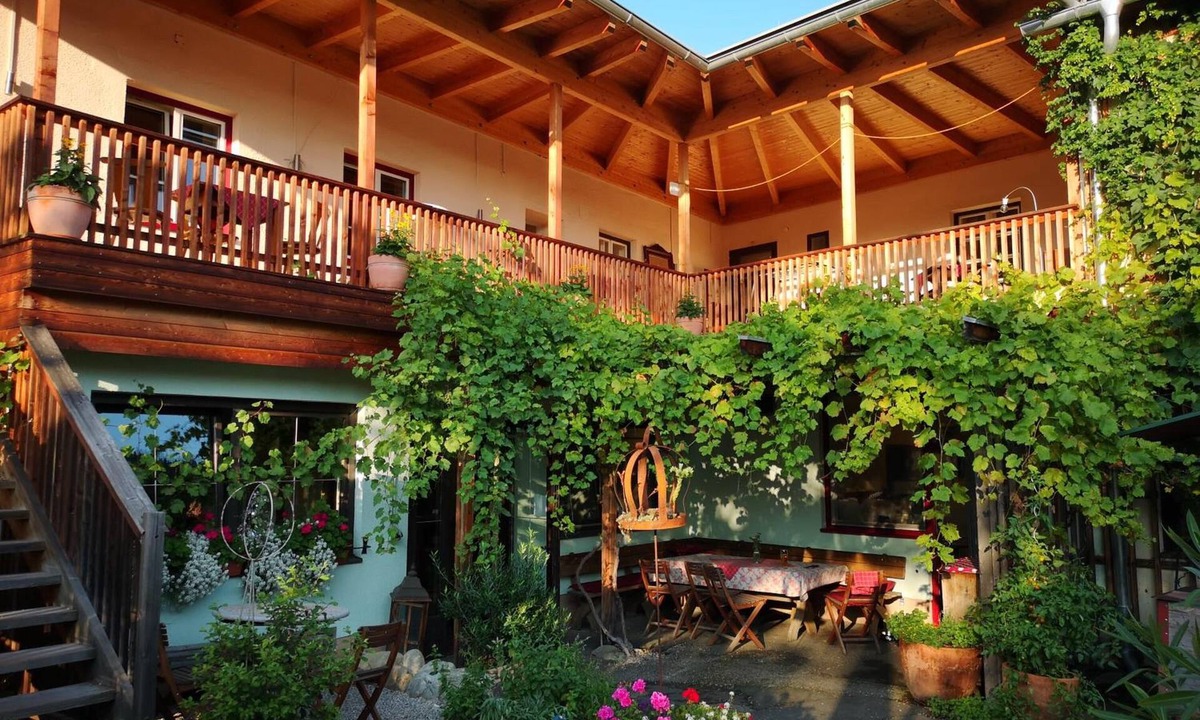 Sankt Michael in Obersteiermark Hotel | Gasthof Eberhard