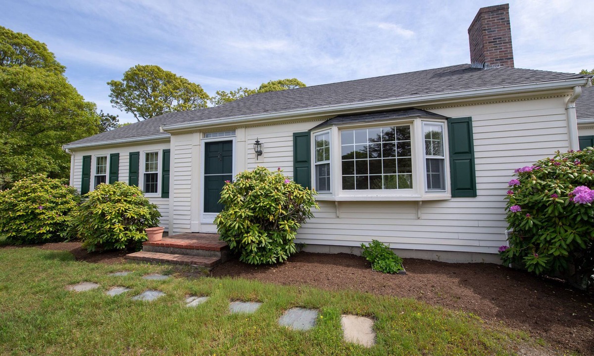 Harwich Port House | Bright & Cozy Harwich Getaway near Beach & Trails