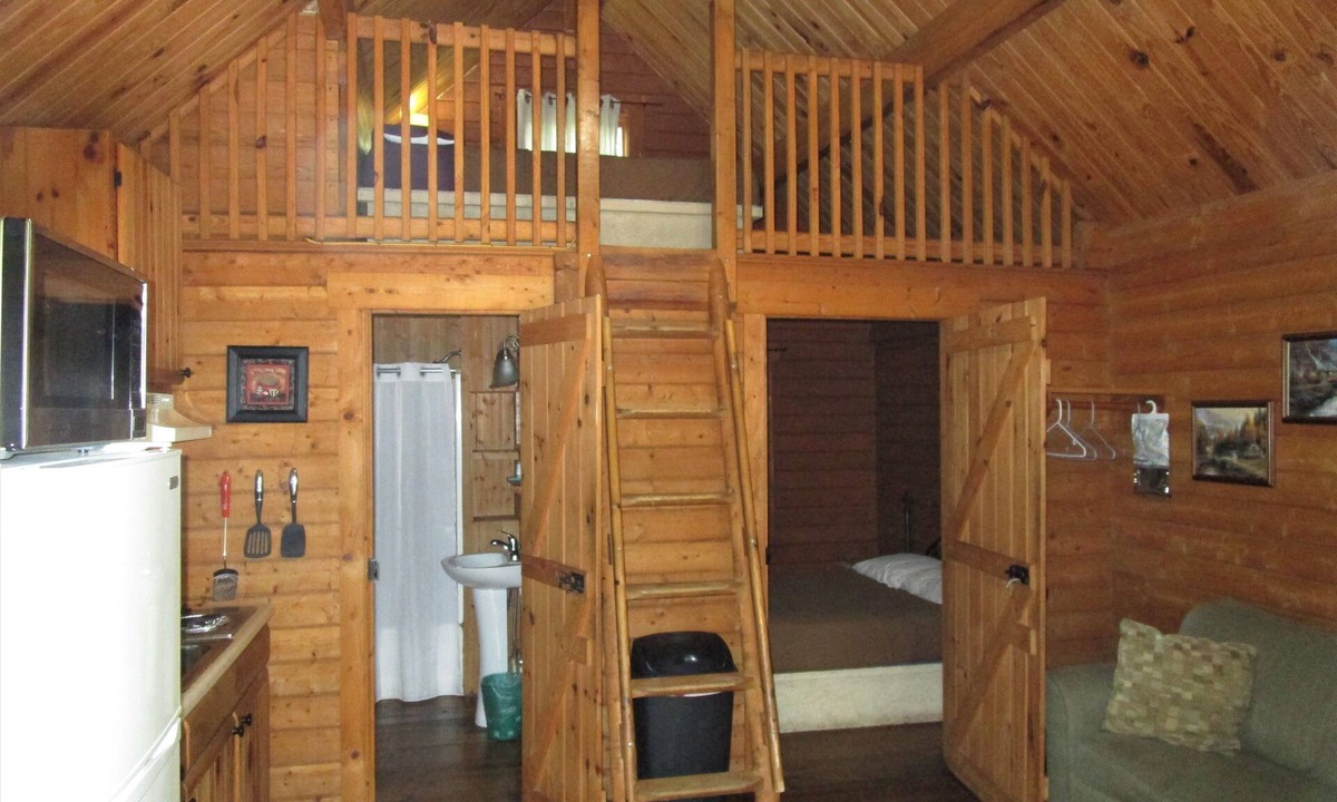 Mayo Cabin | Charming cabin 25 with 1 bedroom and Wi-Fi, fitness room, Pool in fabulous Mayo