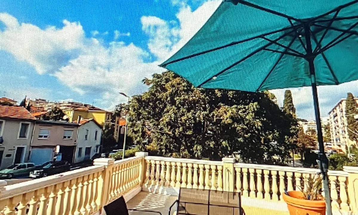 La Bocca Nord House | Chic stay in Cannes - Cosy room close to beaches and Palais