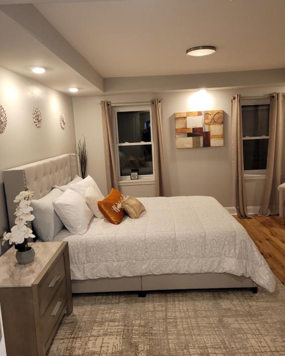 Fairmount Apartment | City vibes