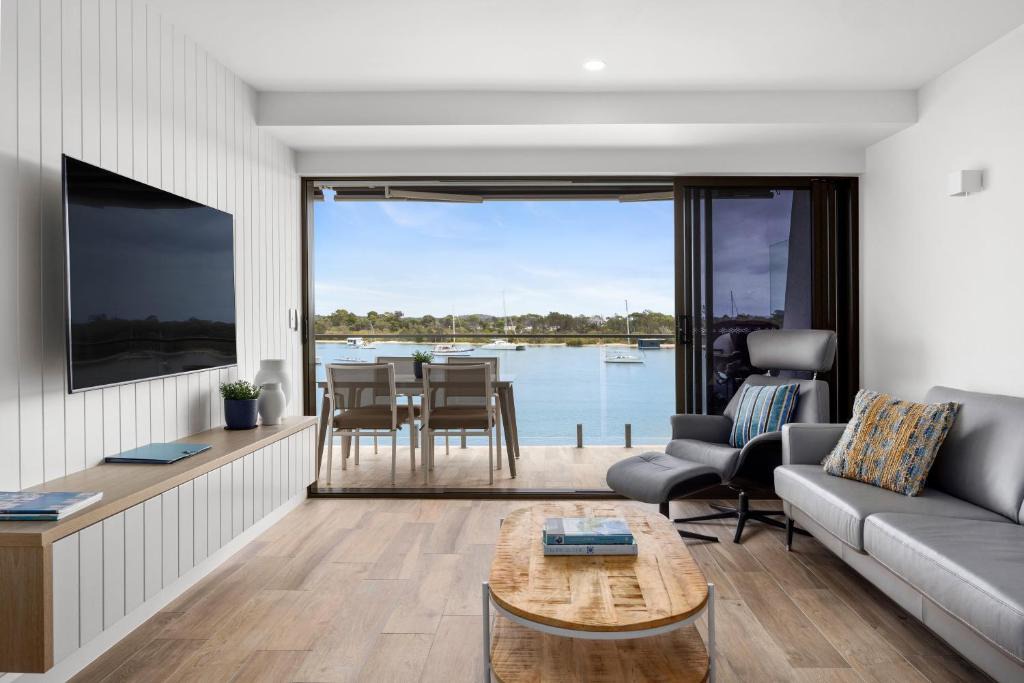 Noosa Heads Apartment | Commodore Apartment 5, Noosa Heads