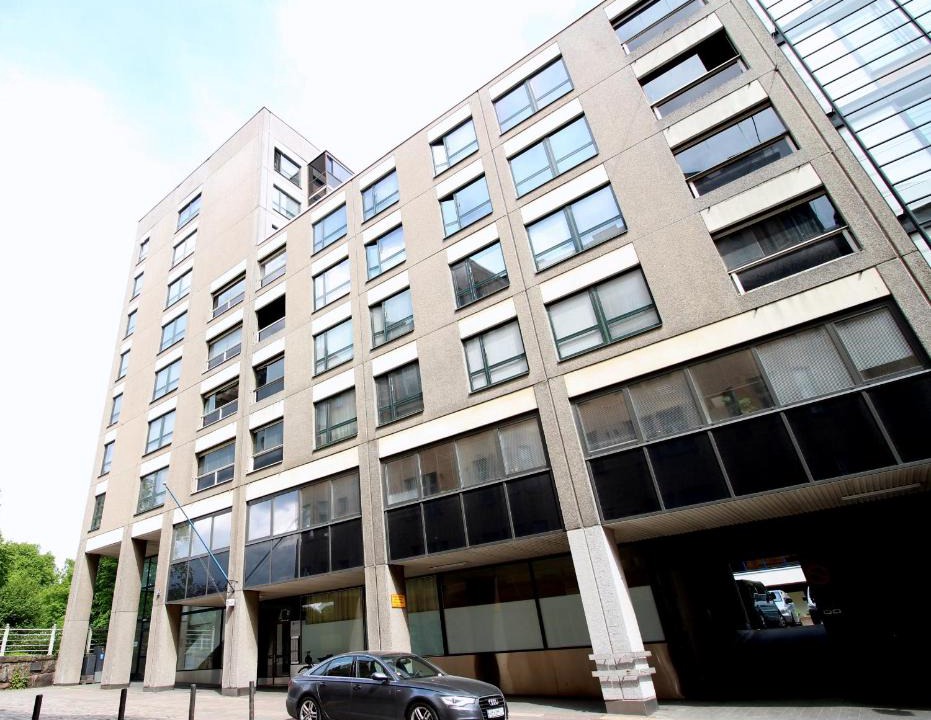 Kluuvi Apartment | Compact top-floor studio apartment in Helsinki city center - Mikonkatu 25