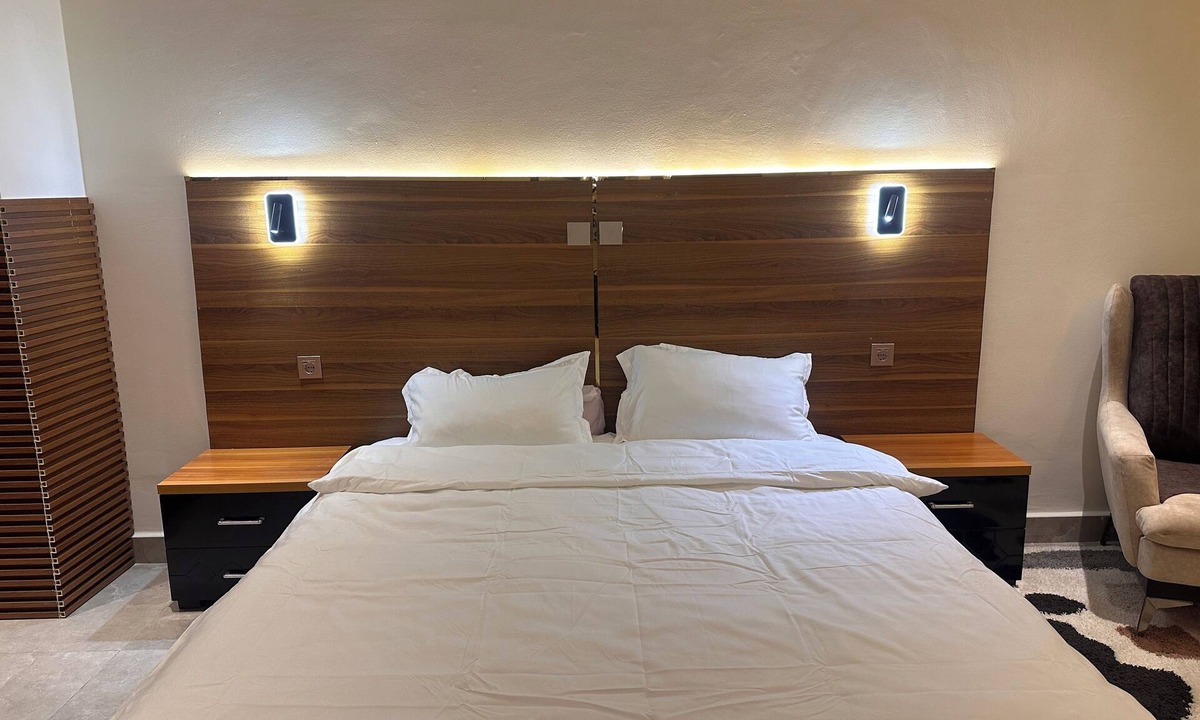 Pointe-Noire House | Cozy 1-bedroom with WiFi, AC near to the beach