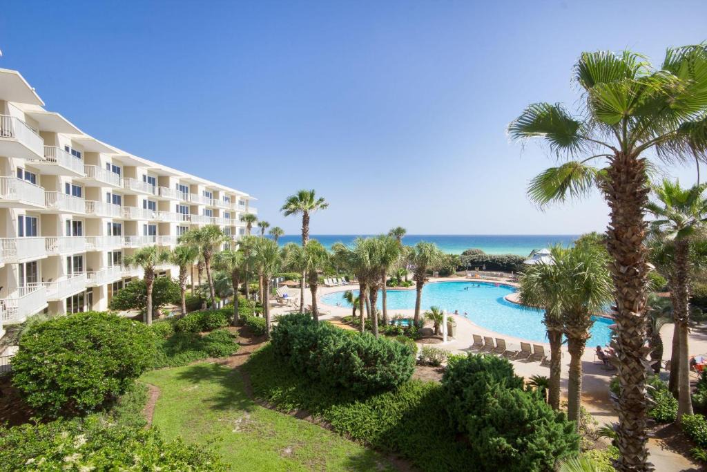 Miramar Beach House | Crescent at Miramar By BlueSwell