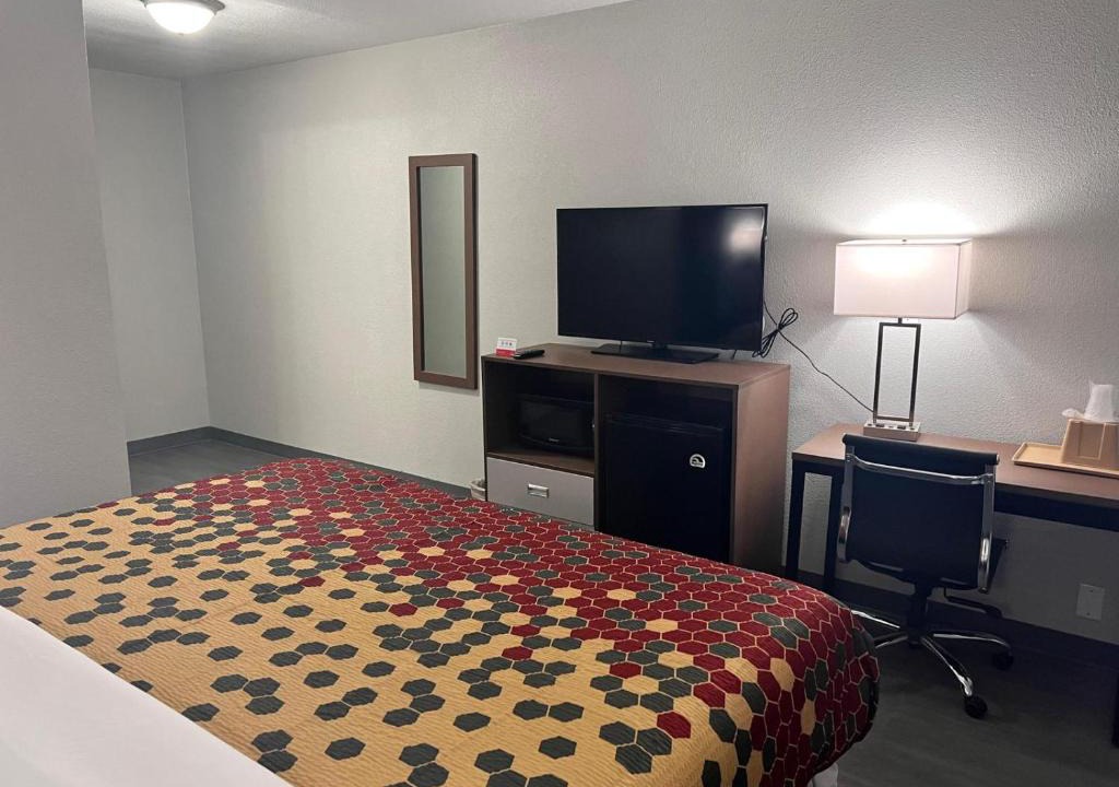Portage Cabin | Econo Lodge Portage