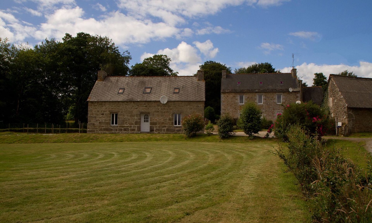 Lanrivain Other | Fabulous Farmhouse & Gite with Pool & Games Room. GREAT FOR LARGER FAMILY GROUPS