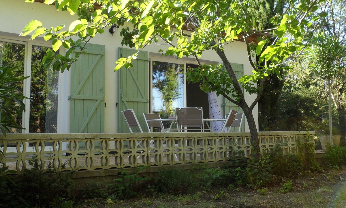 Caux House | Gîte La Salsepareille 6-person house near Pézenas with garden and air conditioning