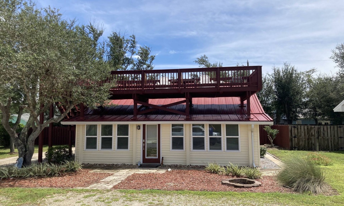 Mexico Beach House | Great Views - Pet Friendly- Great Rates for Fall and Winter Dates - Book Now!