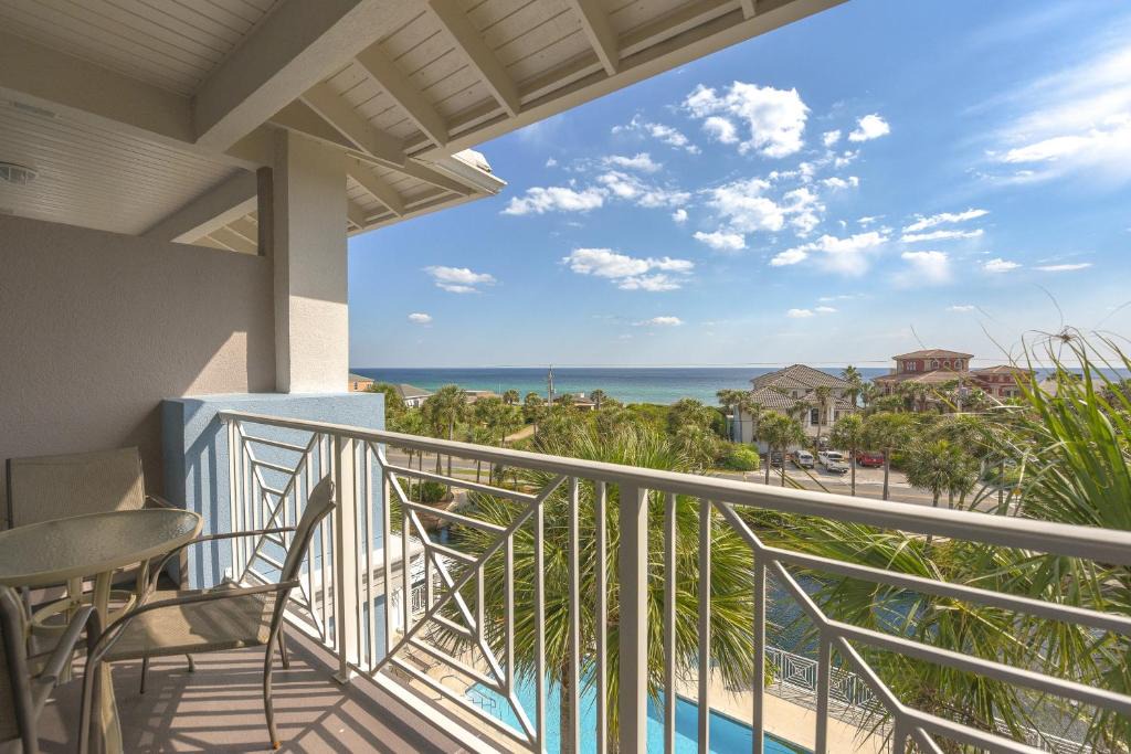 Gulf Place House | Gulf Place Cabanas