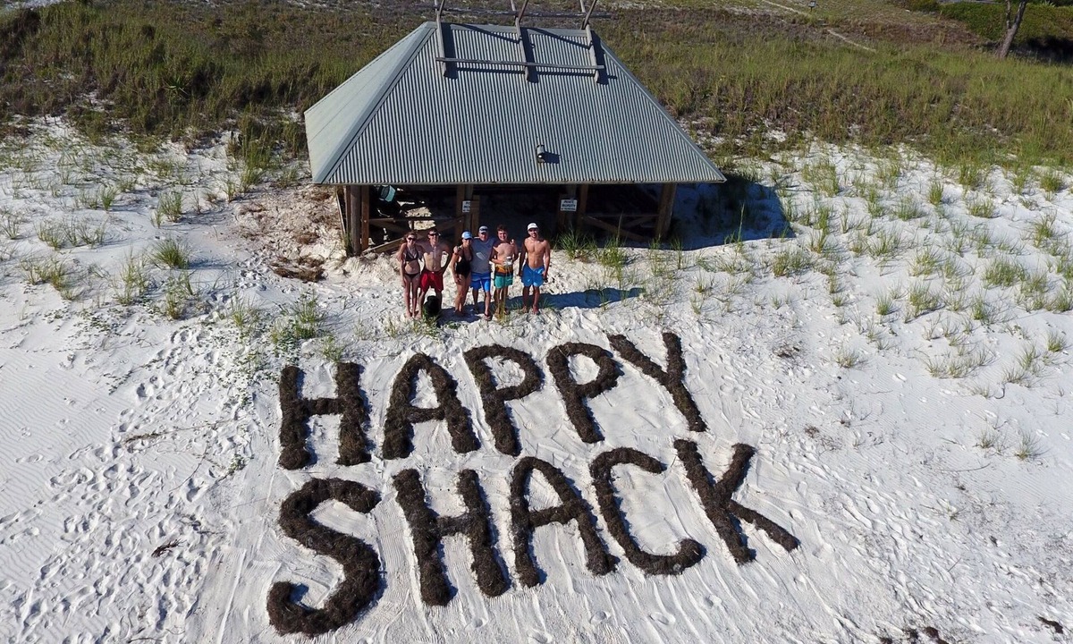 Alligator Point House | Happy Shack BEACH & BAY! Kayak, paddle boards, firepit, grille, wifi