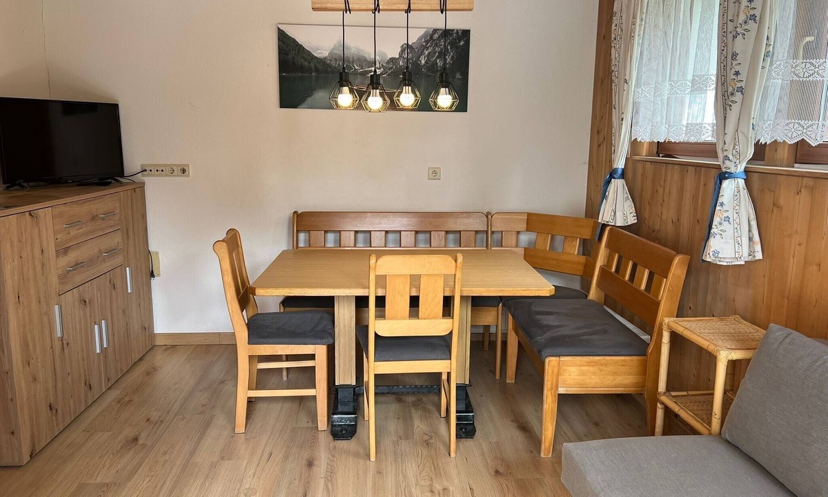 Riscone Apartment | Holiday Apartment "Haus Mader 3" with Mountain View, Private Terrace & Wi-Fi