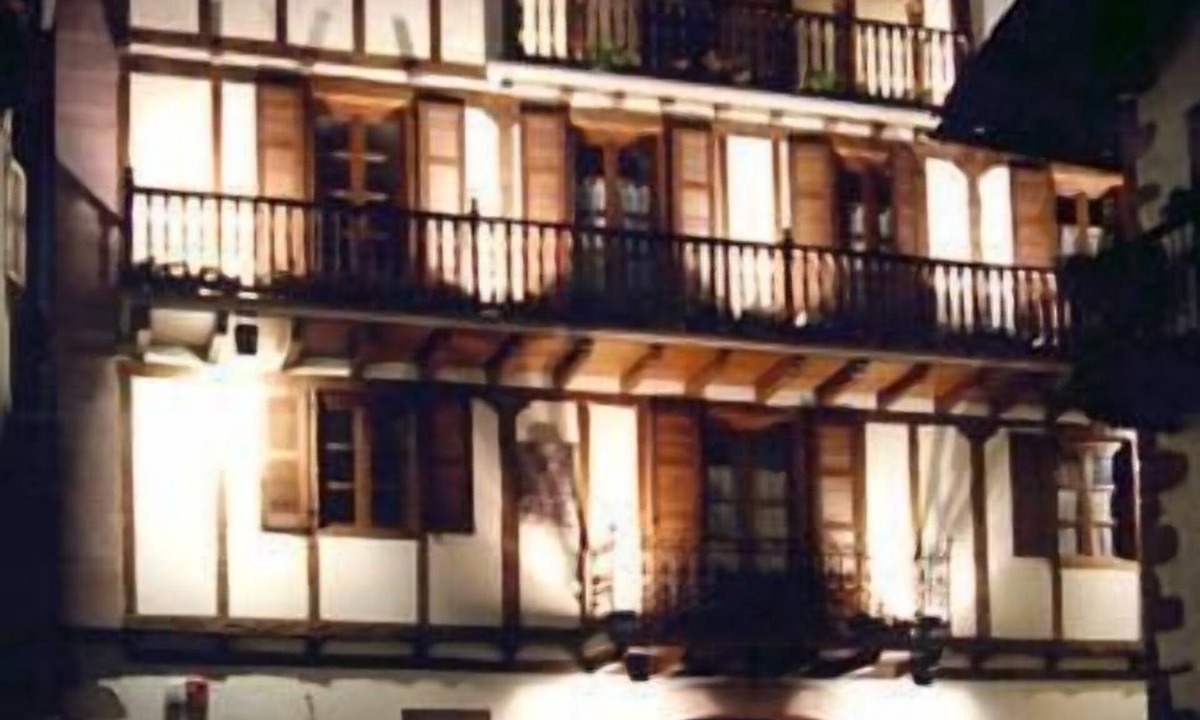 Elizondo Hostel | Hostal Trinkete Antxitonea