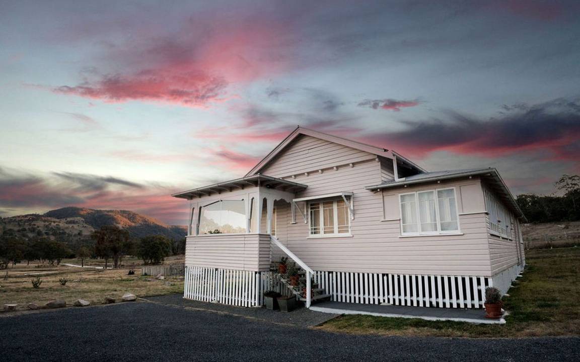 Tenterfield House | House ∙ 3 bedrooms ∙ 6 guests