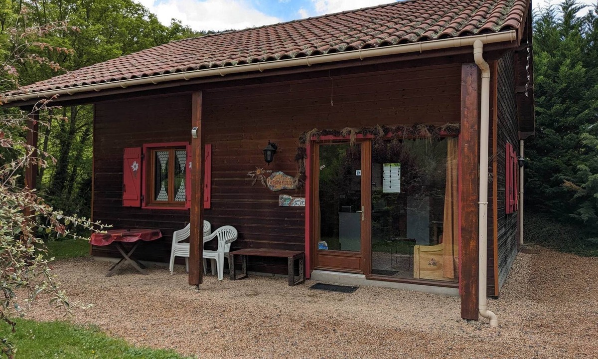 Saint-Floret Ski Chalet | Les chalets de La vigne grande, LE CHAMAROUX Quiet in a green setting