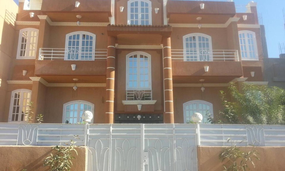 Luxor House | Luxor Star Apartments
