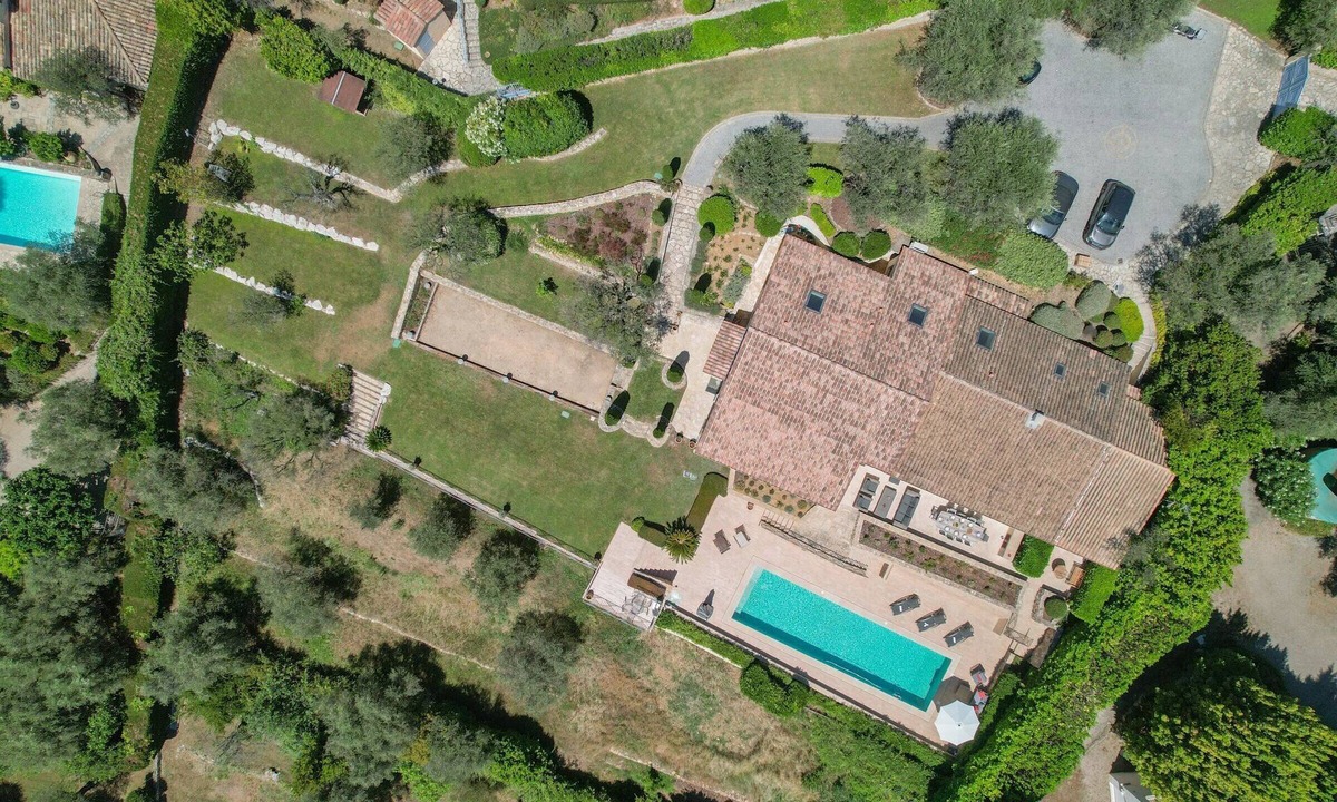 Chateauneuf-Grasse House | Magnificent Provencal property