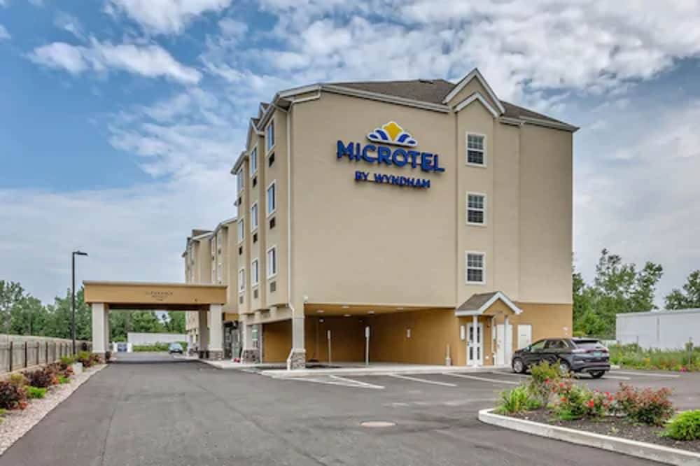 Niagara Falls Hotel | Microtel Inn & Suites by Wyndham Niagara Falls