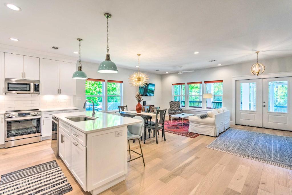 Santa Rosa Beach House | Newly Built and Vibrant Santa Rosa Beach Home!