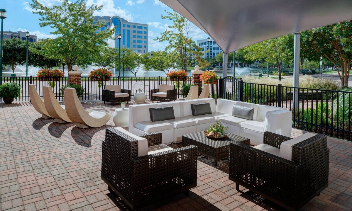 Central Newport News Hotel | Newport News Marriott at City Center