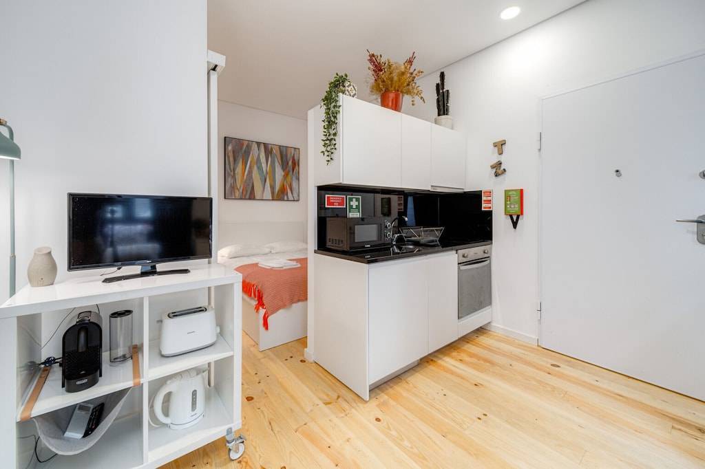 Bonfim Apartment | Nomad's Netto & Subway - Comfy Studio