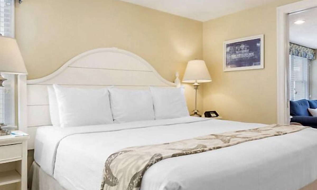Northwest Harwich Condo | Ocean Front Condo