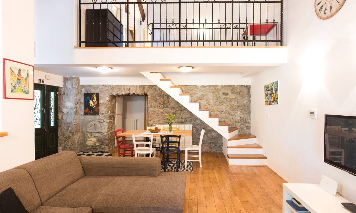 Viskovo House | Old and new in one Kvarner gulf