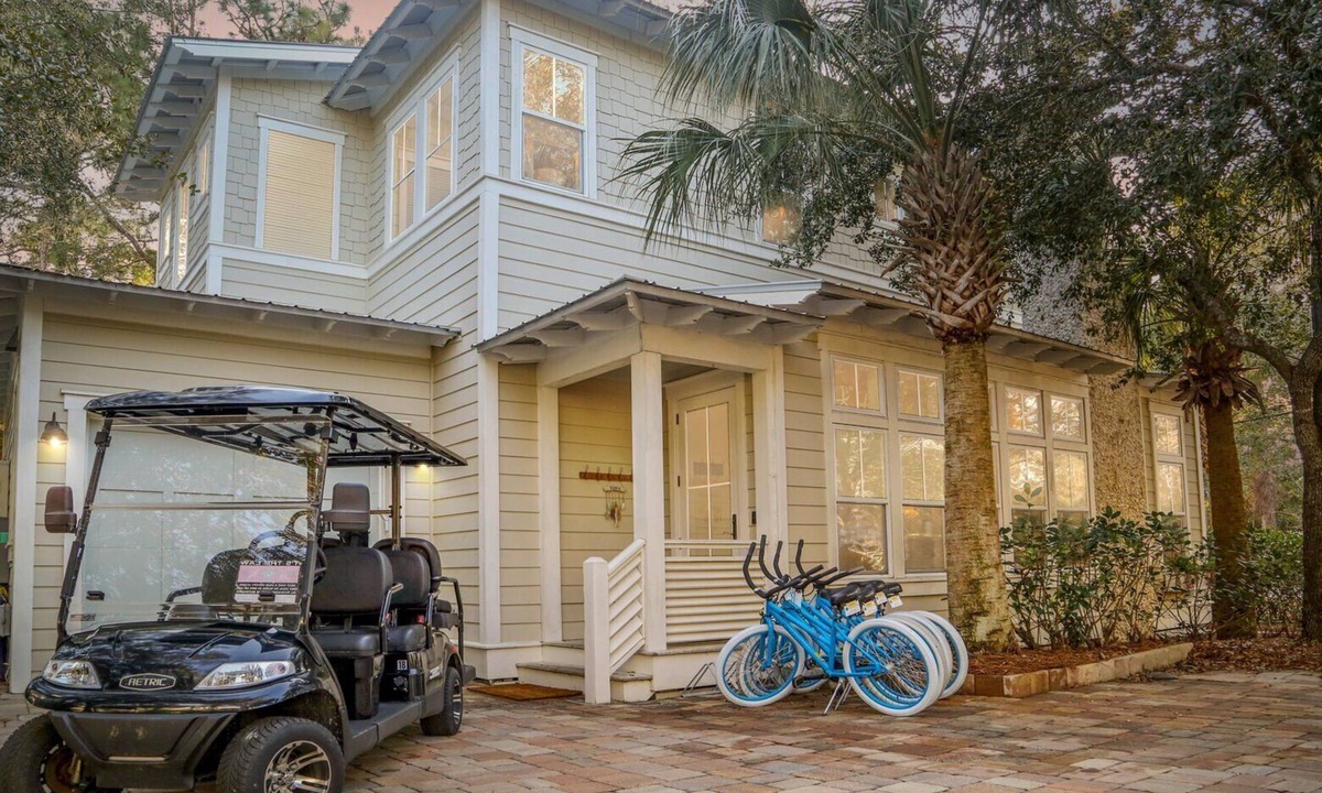 WaterSound West Beach House | Peaceful Paradise in Eastern Lake - Free Golf Cart