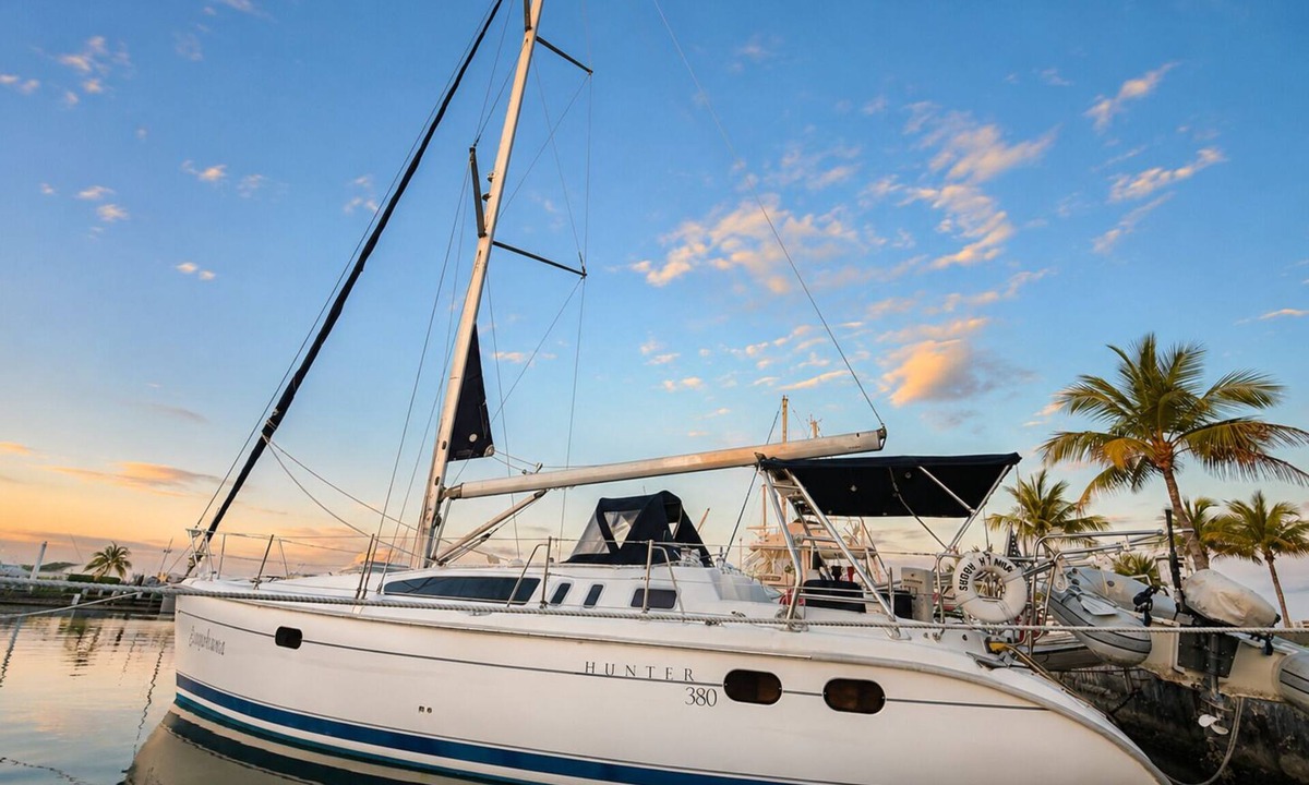Key West Boat Rental | Sailboat Stay Marina Pools Sleeps 4 Stock Island, Key West