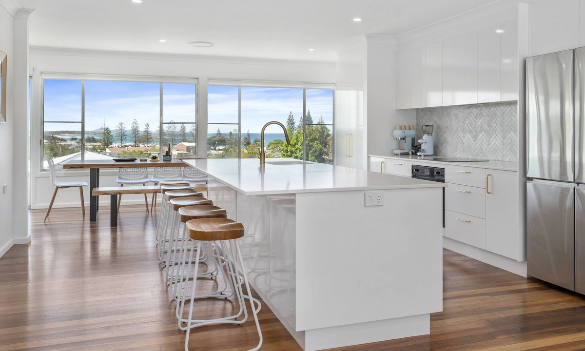 Woolgoolga House | SeaSpray House with panoramic views across the Pacific Ocean