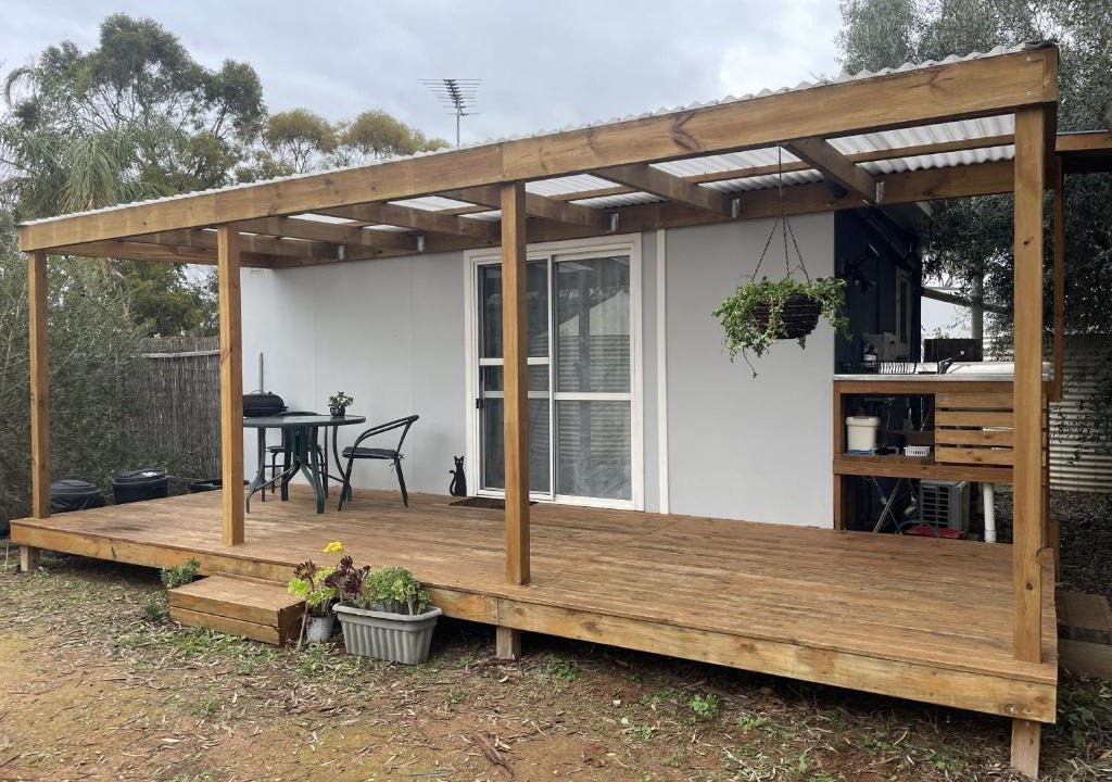 Greenways Landing Apartment | Self Contained Cabin