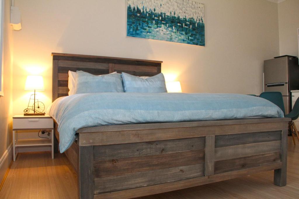Victor Harbor Apartment | Smugglers Inn Studio Apartments