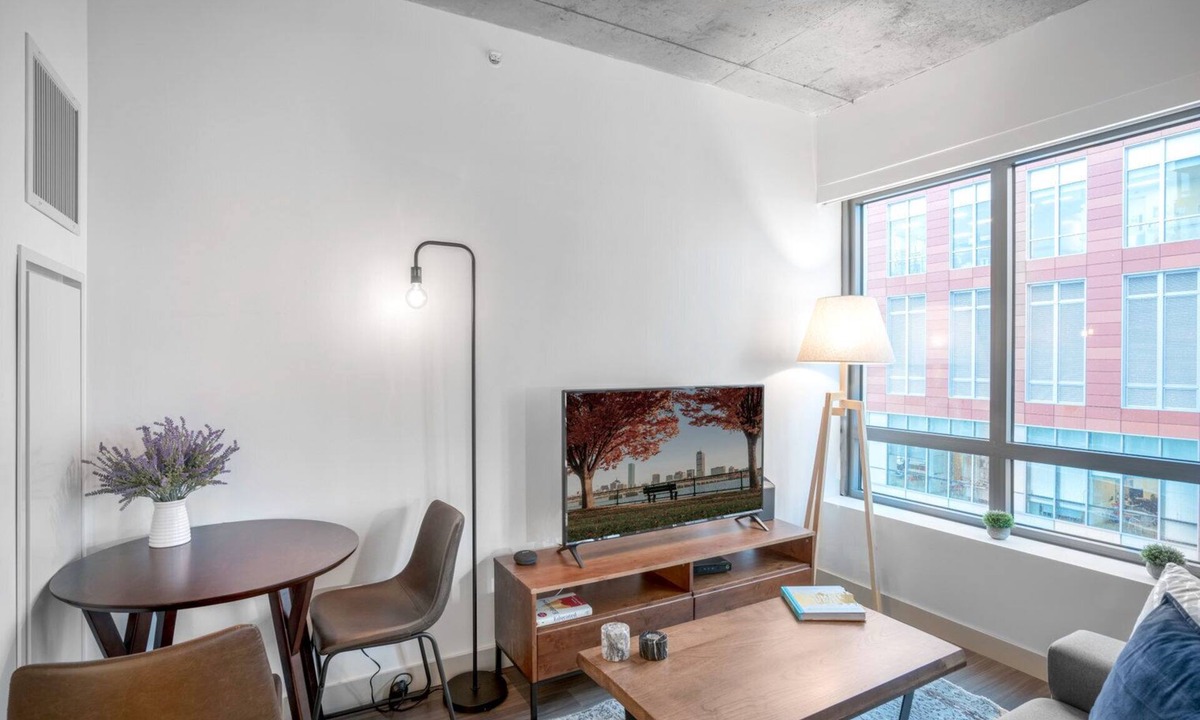 MIT Apartment | Snug Kendall Square Studio w/Gym, near MIT & MGH by Blueground