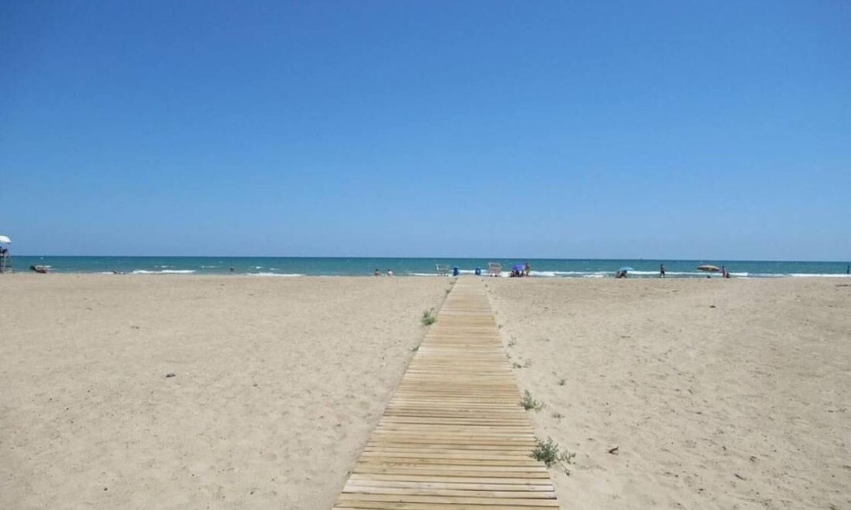 Burriana Apartment | Spacious and comfortable apartment
