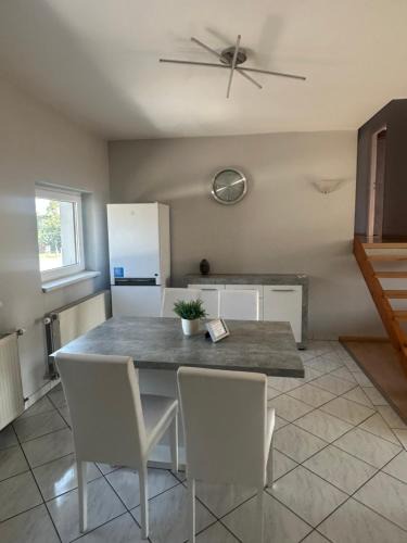 Komarom Apartment | Star Apartman 6