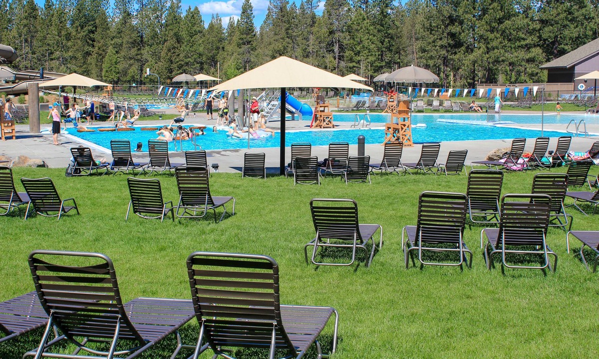 Goldfinch | Sunriver