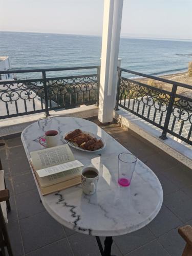 Koutsouras Apartment | Stratos Sunset House