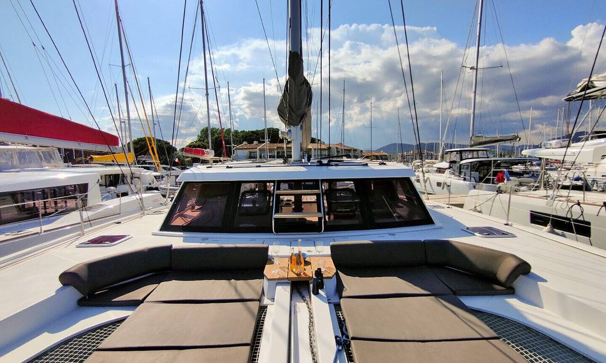 Port Cogolin Boat Rental | Sun-Kissed Sailing Adventure in Provence-Alpes-Côte d'Azur
