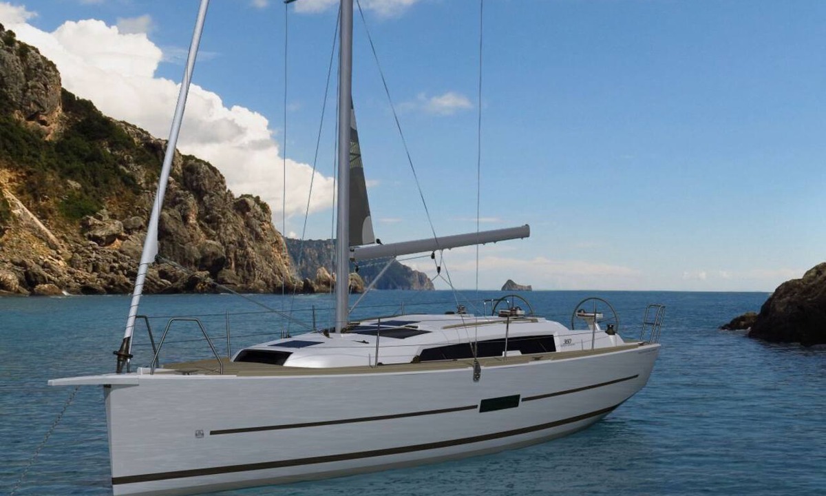 7th Arrondissement Boat Rental | Sun-Kissed Sailing Adventure to Viejo Puerto
