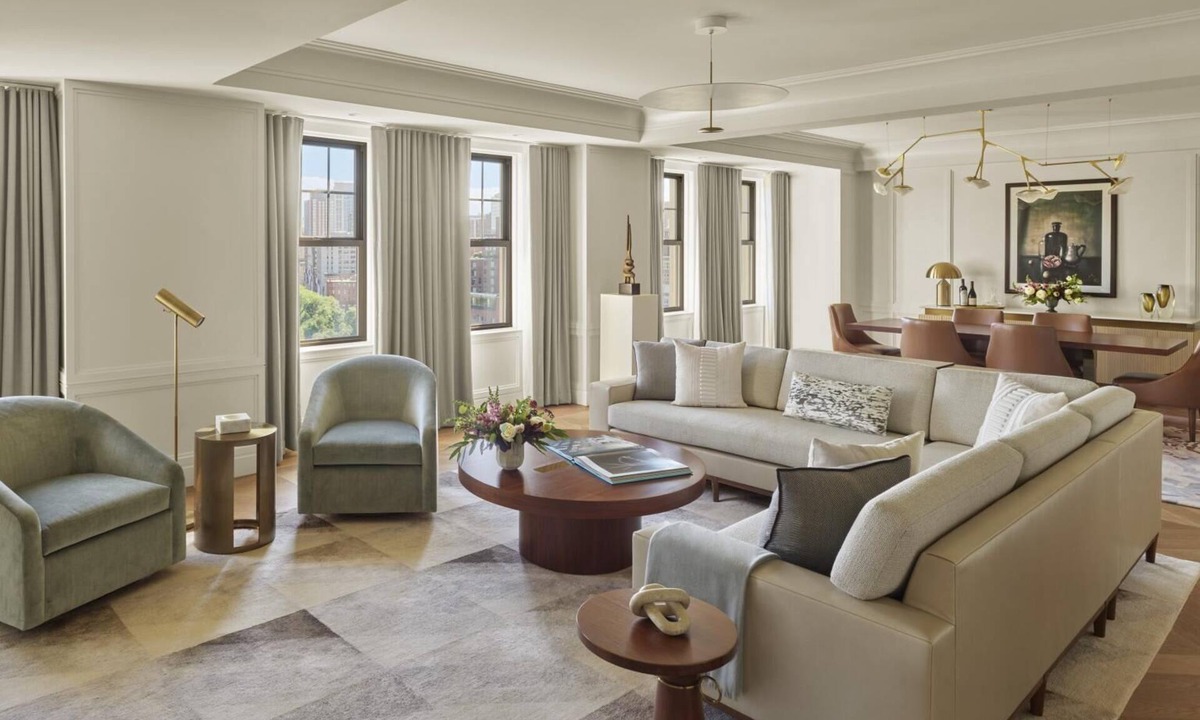 Boston Hotel | The Mansion at The Newbury Boston!