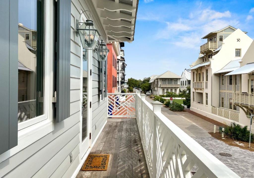 Rosemary Beach Villa | The Retreat at Rosemary Carriage House villa